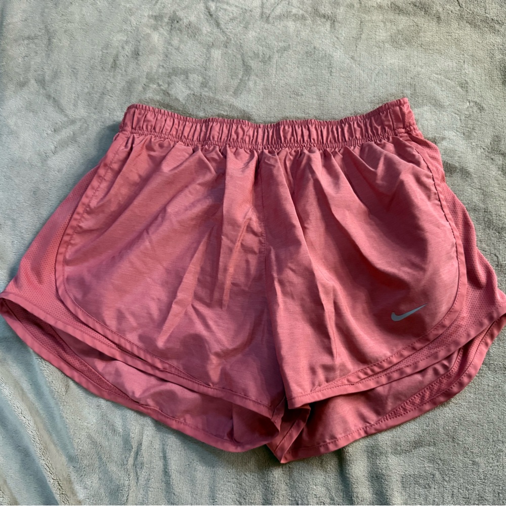 Nike Dri-FIT Coral Shorts